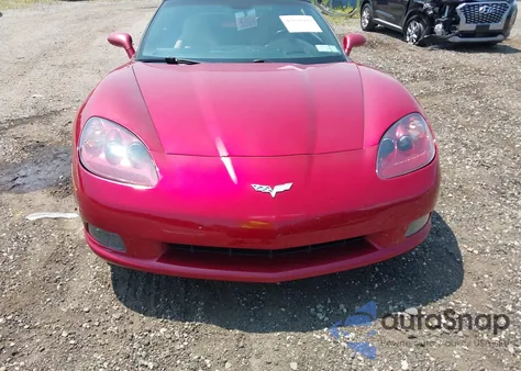 2005 Chevrolet Corvette из США, поврежденный, VIN 1G1YY34U155119740